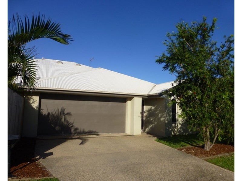 2/55 Duranbah Cct, Blacks Beach QLD 4740
