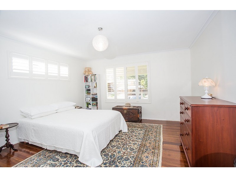 12 Coral Drive, Blacks Beach QLD 4740