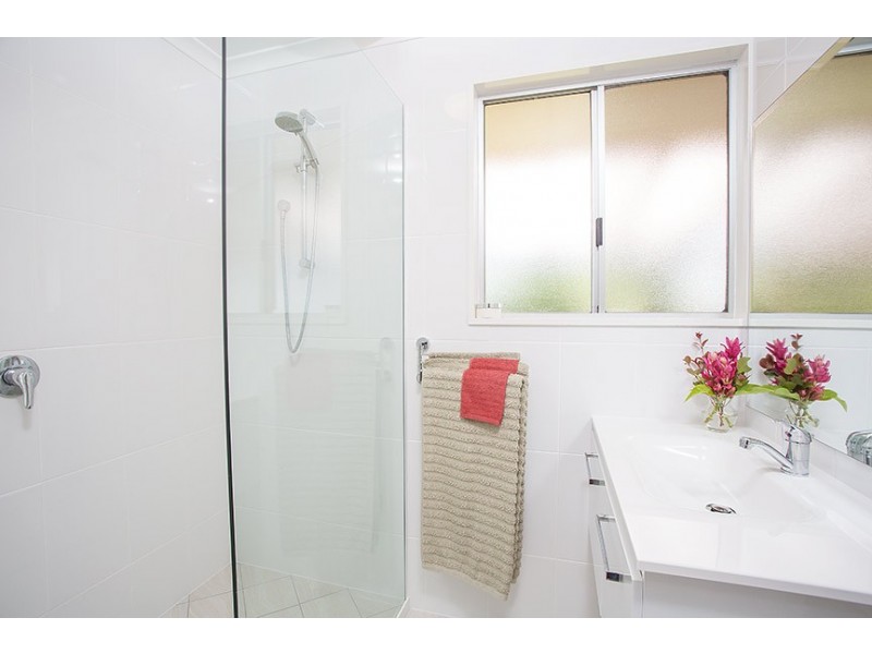 12 Coral Drive, Blacks Beach QLD 4740