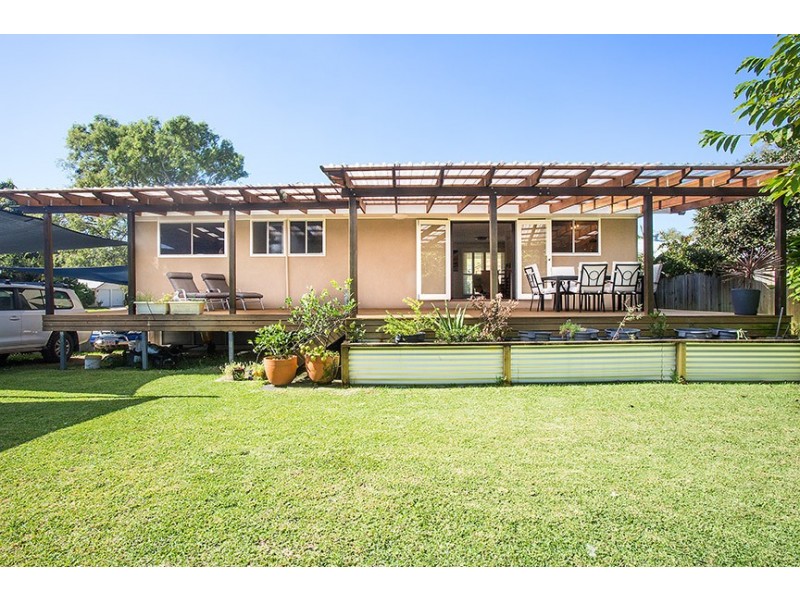 12 Coral Drive, Blacks Beach QLD 4740