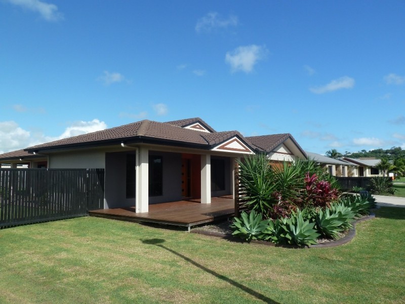51 Wheeler Drive, Glenella QLD 4740