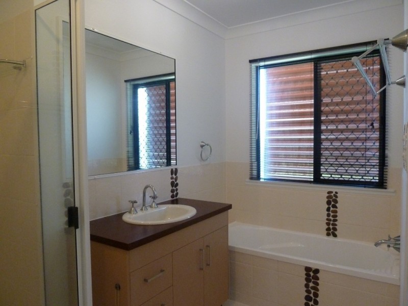 51 Wheeler Drive, Glenella QLD 4740