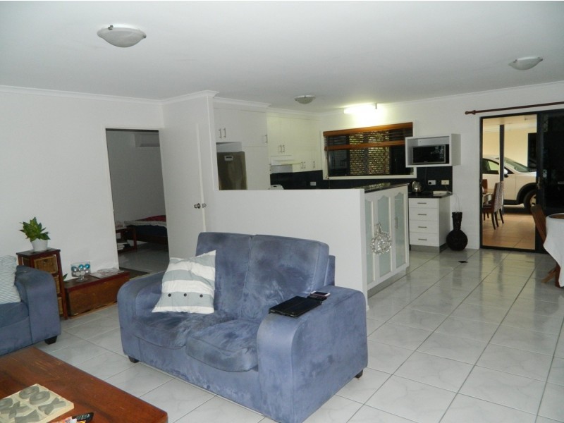 13 Eden Court, Glenella QLD 4740