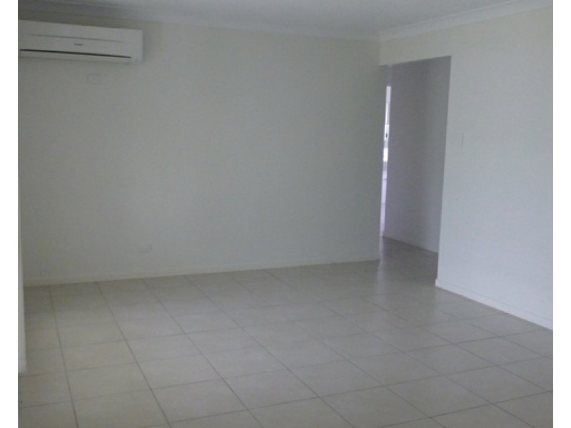 41 Montgomery Street, Rural View QLD 4740