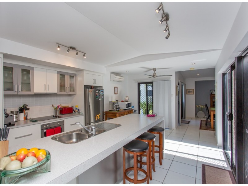 21 Gingham Street, Glenella QLD 4740