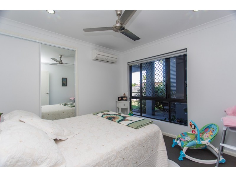 21 Gingham Street, Glenella QLD 4740