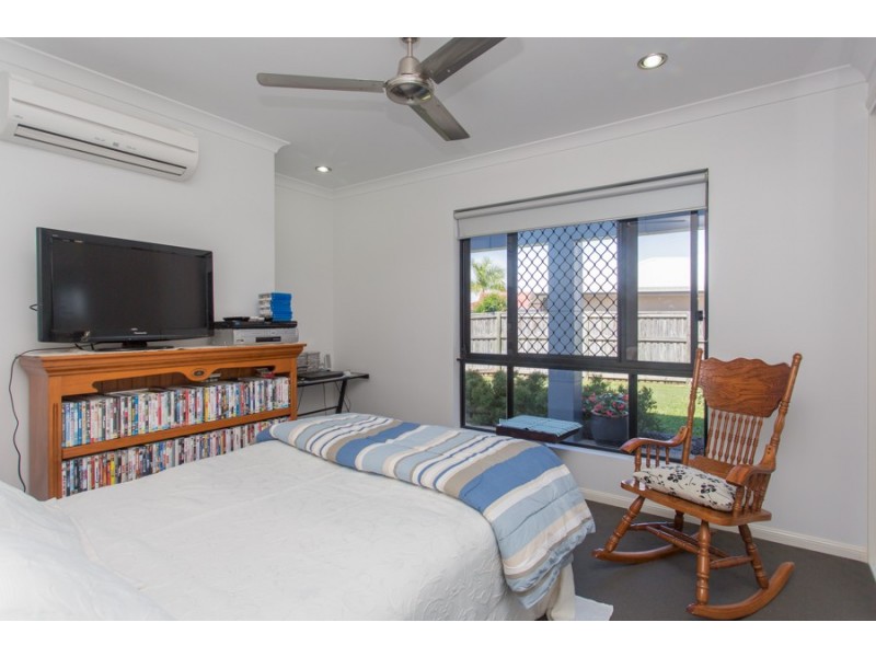 21 Gingham Street, Glenella QLD 4740