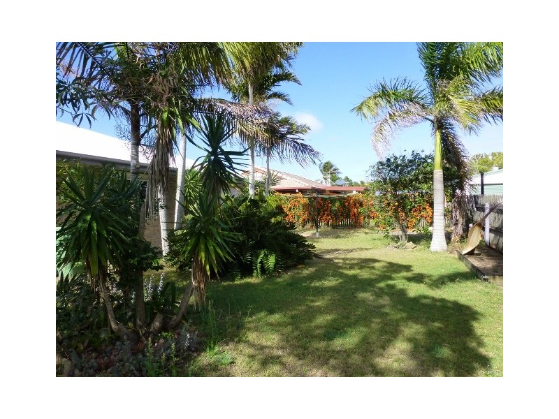 27 Pelican Street, Slade Point QLD 4740