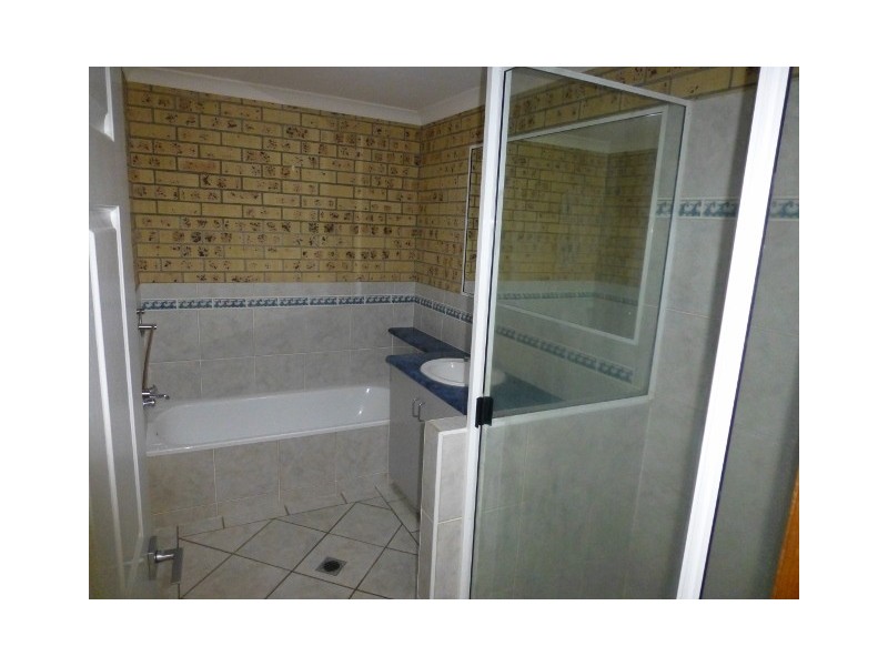 27 Pelican Street, Slade Point QLD 4740