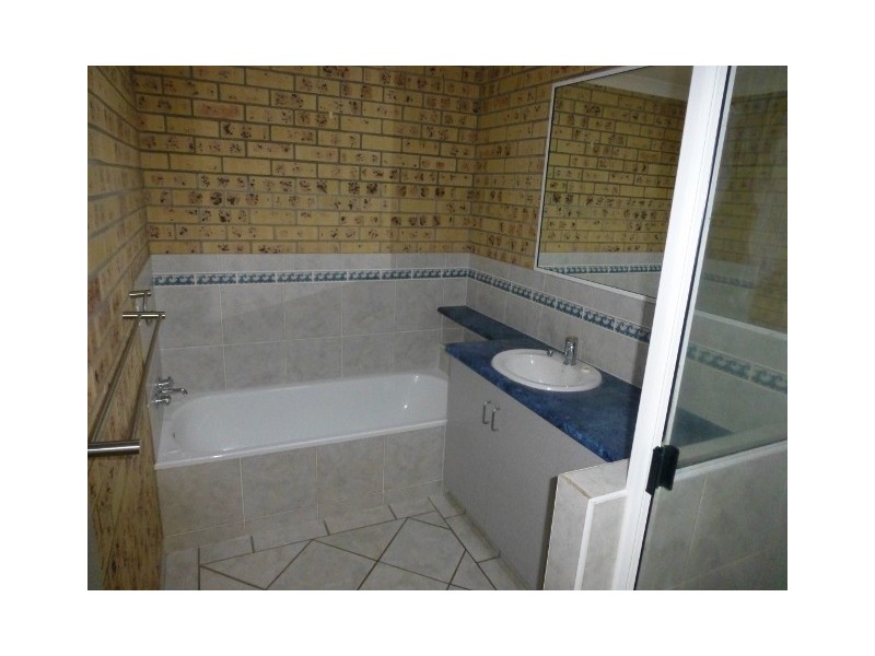 27 Pelican Street, Slade Point QLD 4740