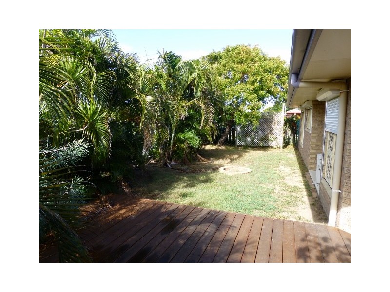 27 Pelican Street, Slade Point QLD 4740