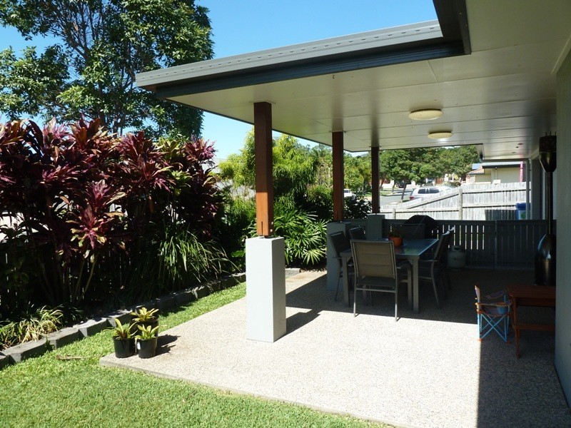 5A Eva Parade, Glenella QLD 4740