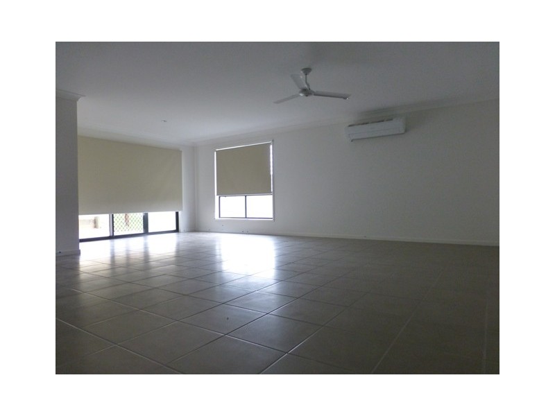 1 Bonney Street, Rural View QLD 4740