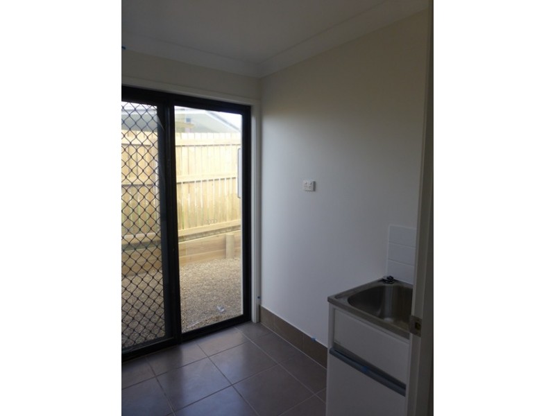 1 Bonney Street, Rural View QLD 4740