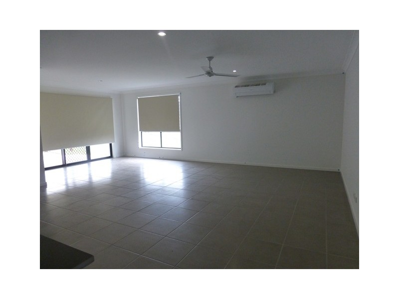 1 Bonney Street, Rural View QLD 4740