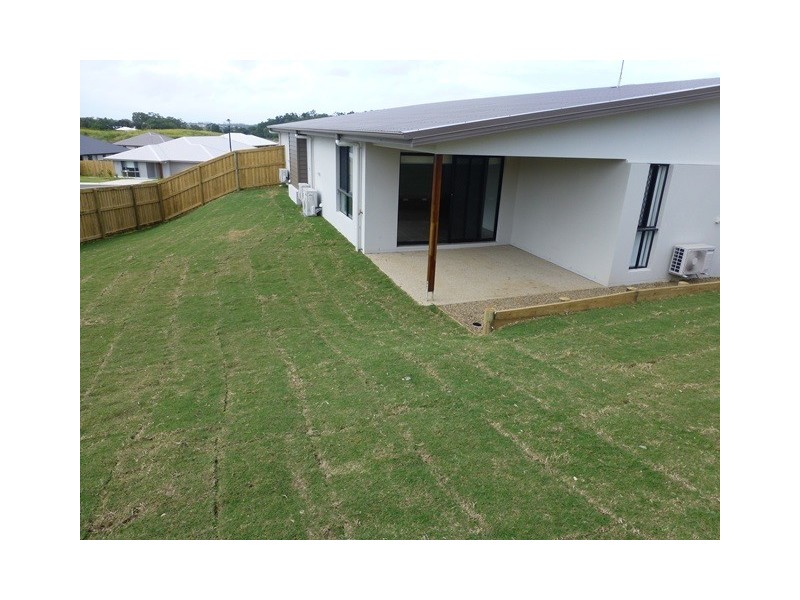 1 Bonney Street, Rural View QLD 4740