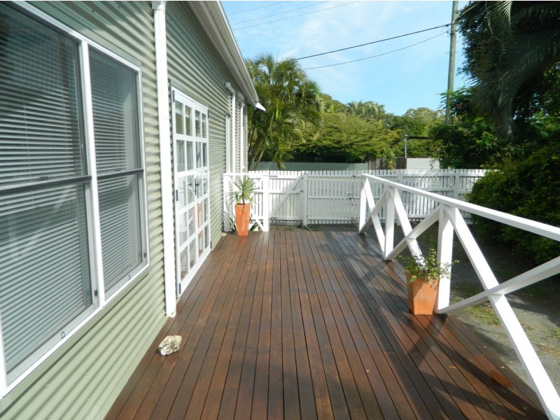 7 Downie Avenue, Bucasia QLD 4750