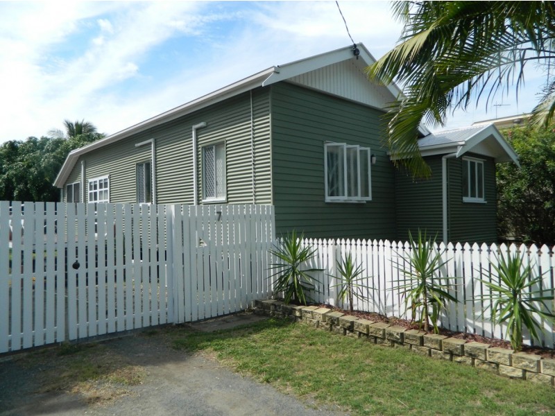 7 Downie Avenue, Bucasia QLD 4750