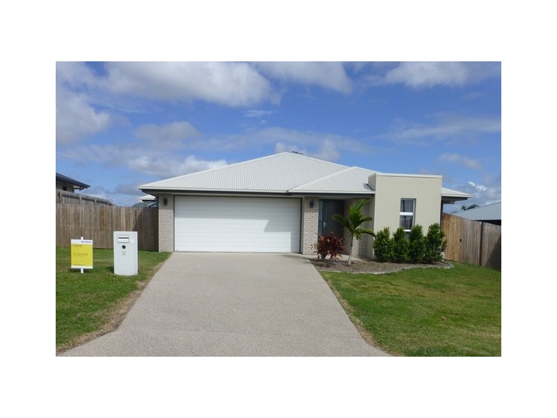 30 Hangan Street, Bucasia QLD 4750