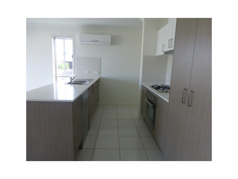 30 Hangan Street, Bucasia QLD 4750