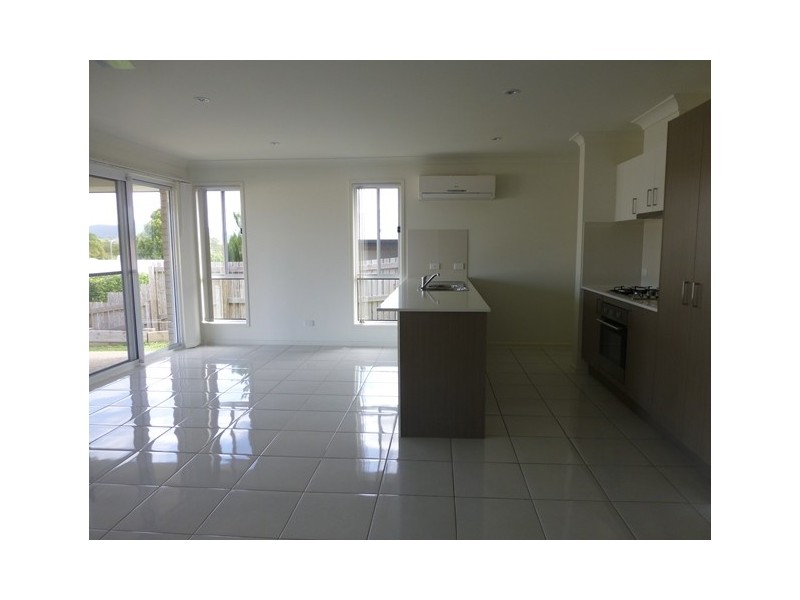 30 Hangan Street, Bucasia QLD 4750