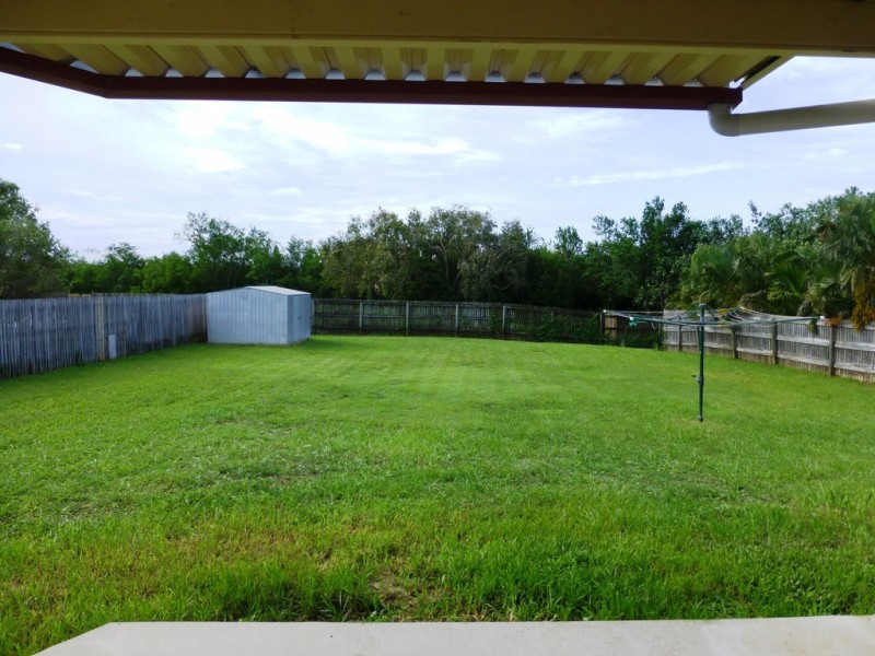 26 Woodlands Drive, Eimeo QLD 4740