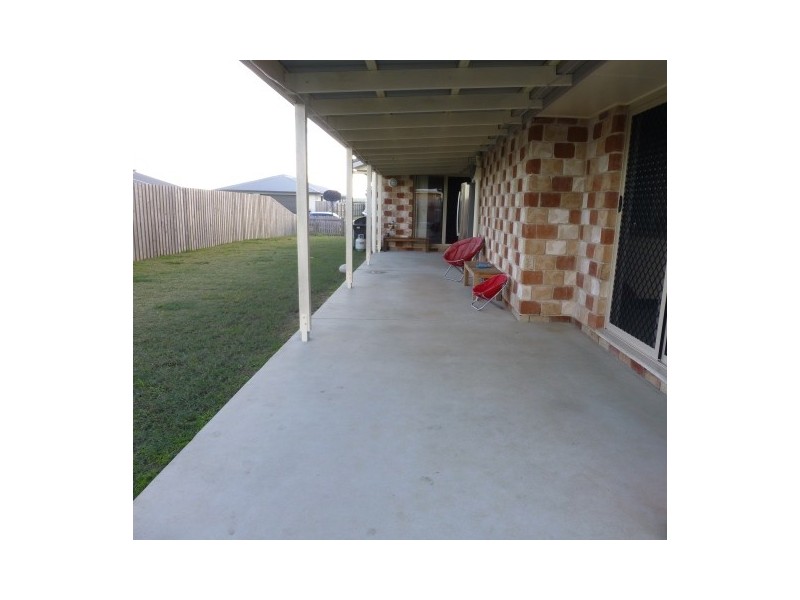 3 Oysterlee Street, Beaconsfield QLD 4740