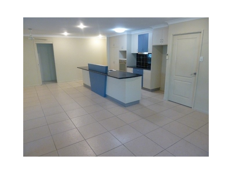10 Whiting Court, Andergrove QLD 4740