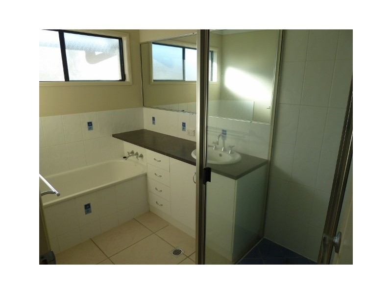 10 Whiting Court, Andergrove QLD 4740