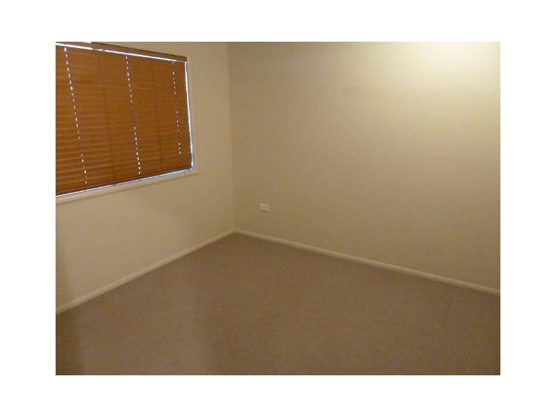 10 Whiting Court, Andergrove QLD 4740