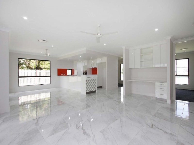 27 Kennys Road, Marian QLD 4753