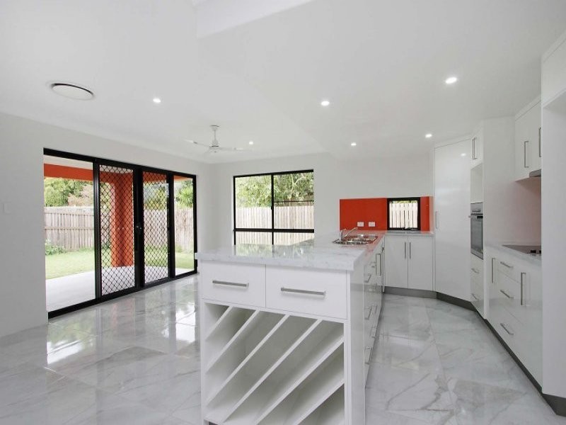 27 Kennys Road, Marian QLD 4753