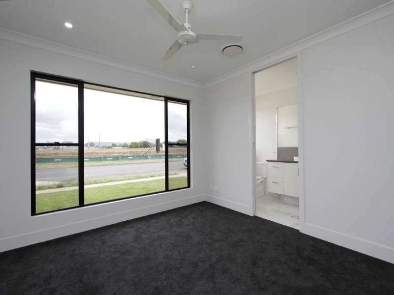 27 Kennys Road, Marian QLD 4753