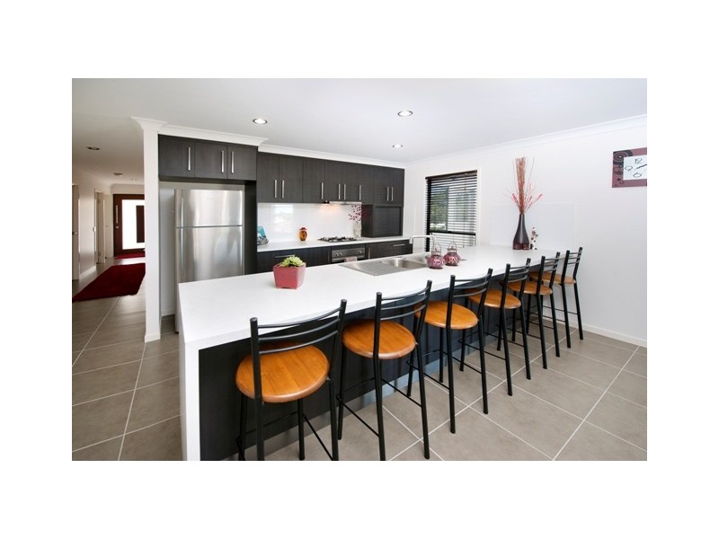 43 Dobinson Street, Bucasia QLD 4750