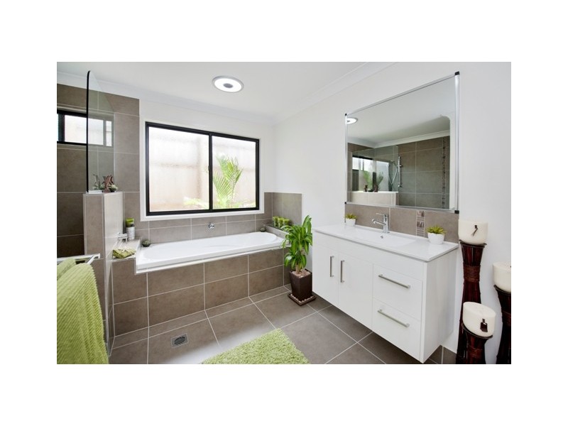 43 Dobinson Street, Bucasia QLD 4750