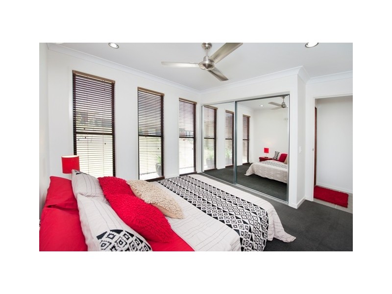 43 Dobinson Street, Bucasia QLD 4750