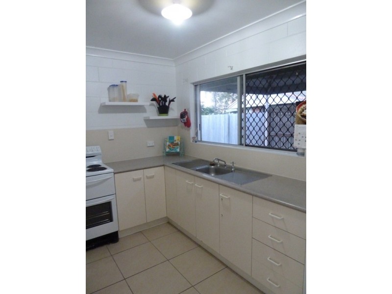 5 Mansfield Drive, Beaconsfield QLD 4740