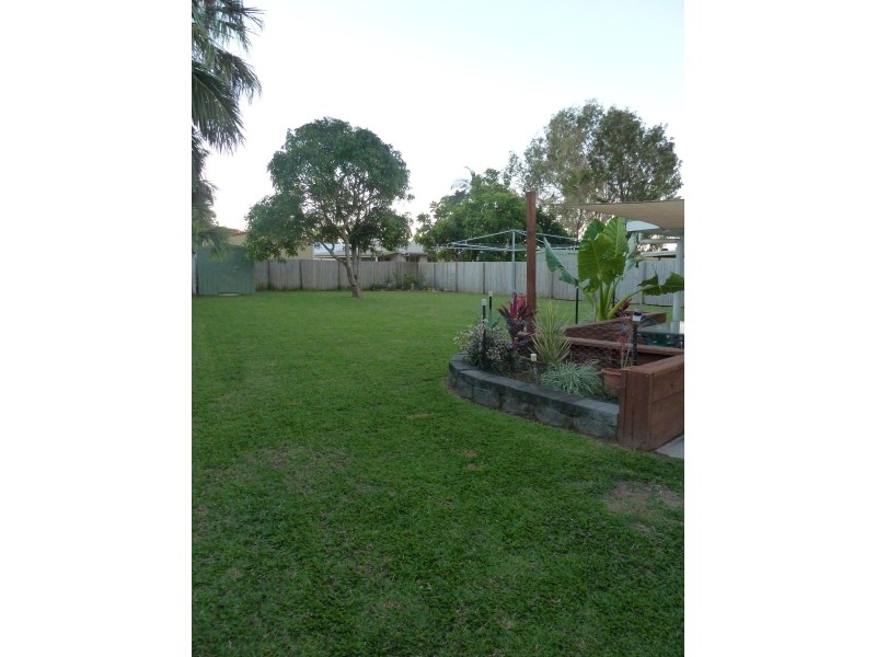 5 Mansfield Drive, Beaconsfield QLD 4740