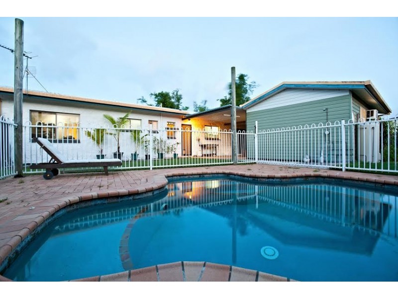 10 Elizabeth Drive, Bucasia QLD 4750