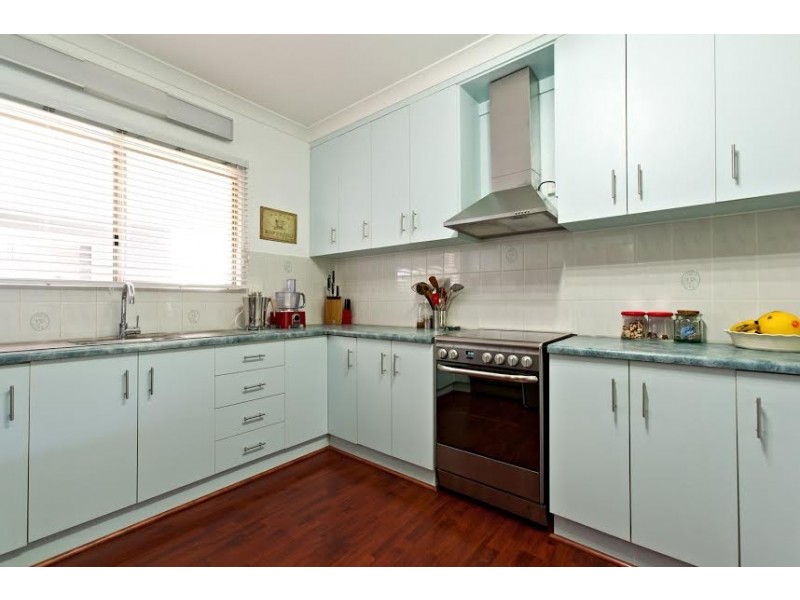 10 Elizabeth Drive, Bucasia QLD 4750