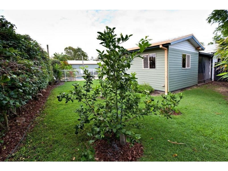 10 Elizabeth Drive, Bucasia QLD 4750