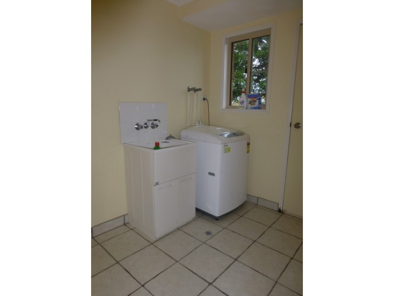 2/15 Macdonald Street, Mackay QLD 4740
