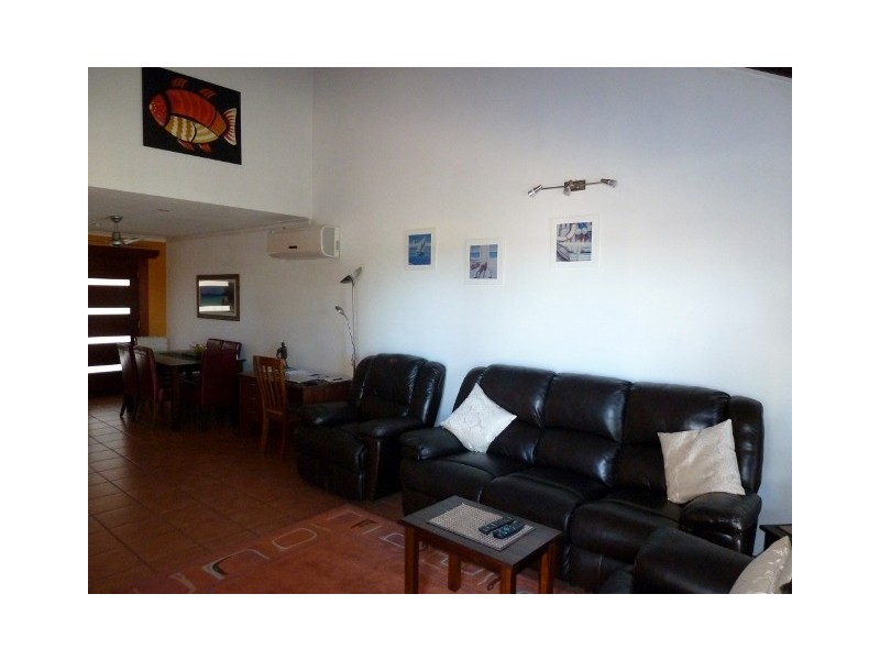 Unit 2, 3 Goldston Street, North Mackay QLD 4740