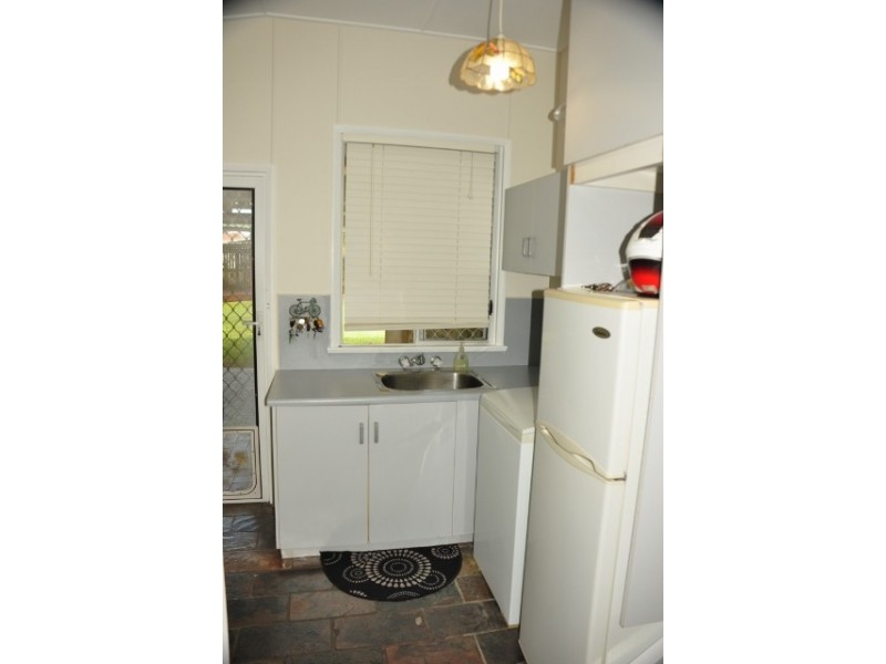 19 Hume Street, West Mackay QLD 4740