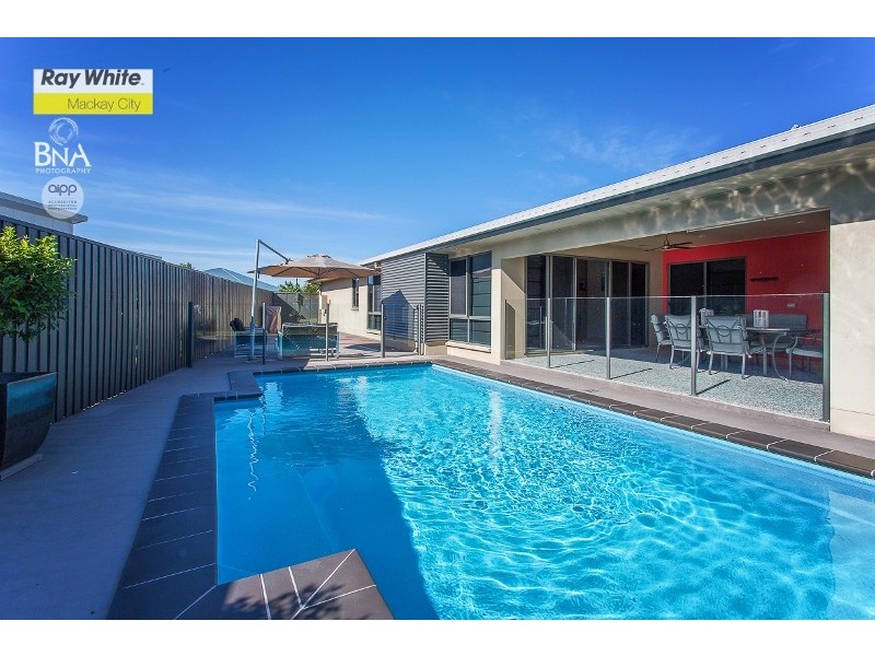 19 Gingham Street, Glenella QLD 4740