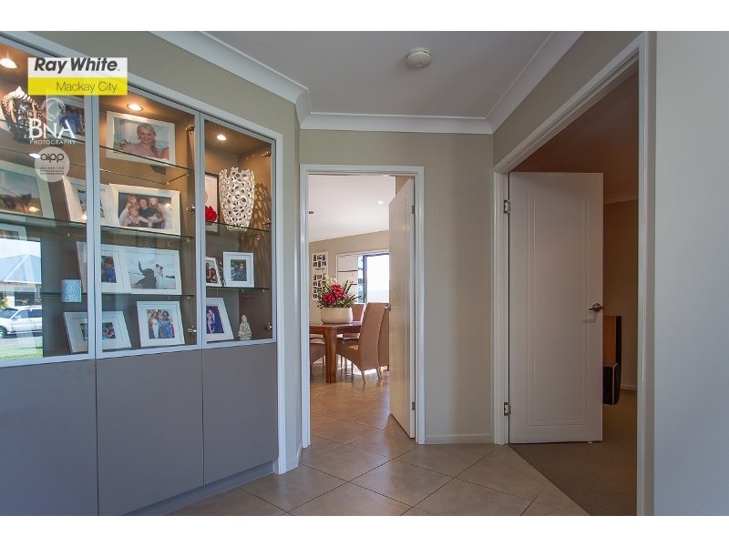 19 Gingham Street, Glenella QLD 4740