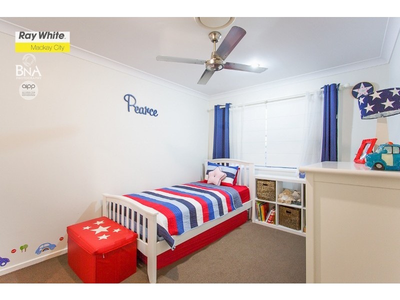 19 Gingham Street, Glenella QLD 4740