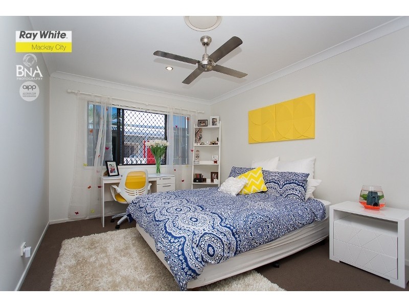 19 Gingham Street, Glenella QLD 4740