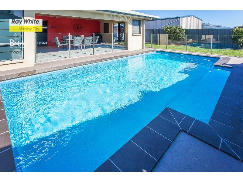 19 Gingham Street, Glenella QLD 4740