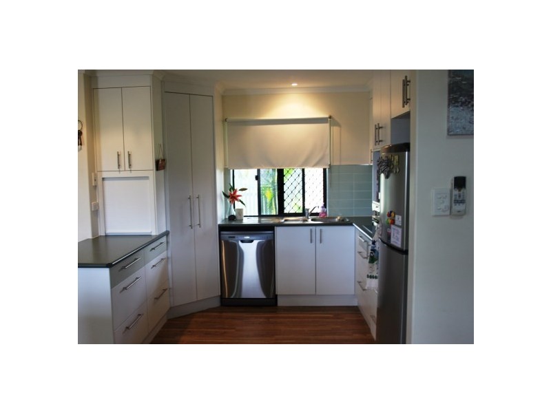 7 Katey Crescent, Mirani QLD 4754